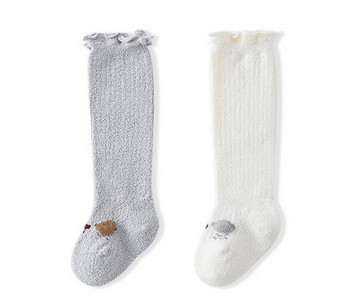 Hosszú baba zokni hímzéssel