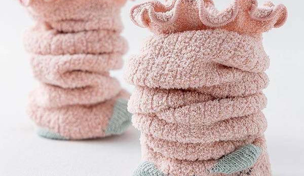 Ziemas garās zeķes meitenēm