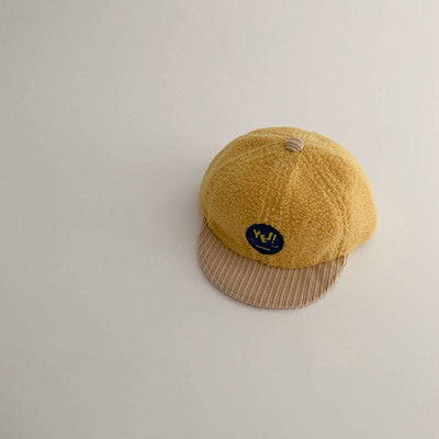 Flīsa mazuļa cepure ar aplikāciju un ausīm