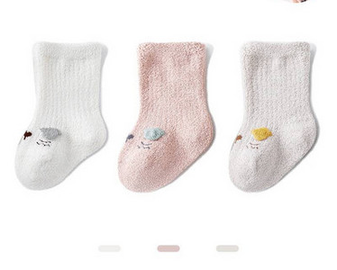 Zīdaiņu zeķītes ar aplikāciju, komplektā vairāki pāri