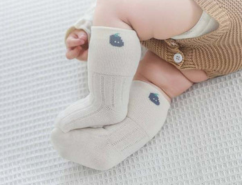 Бебешки чорапи с мини щампа 