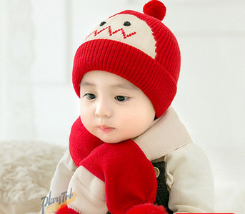 Baba polár kétrészes sál és sapka szett