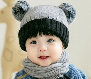 Baba polár kétrészes sál és sapka szett