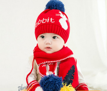 Baba polár kétrészes sál és sapka szett