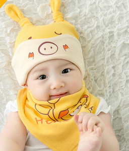 Baba sapka fülekkel és rátéttel