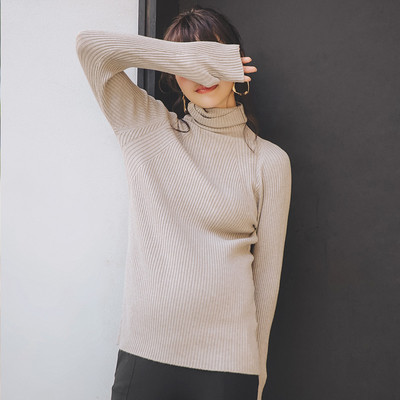 Női magas gallérú pulóver terhes nők számára