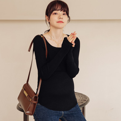 Női magas gallérú pulóver terhes nők számára