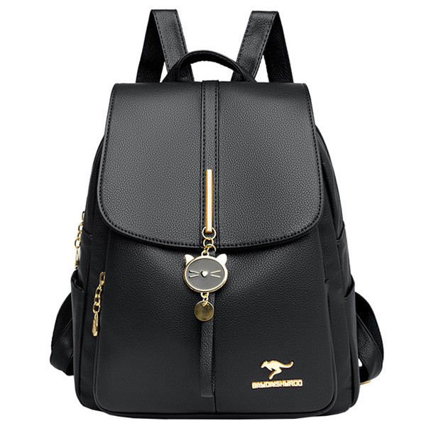 Sieviešu mugursoma no eko ādas - ar metāla elementu