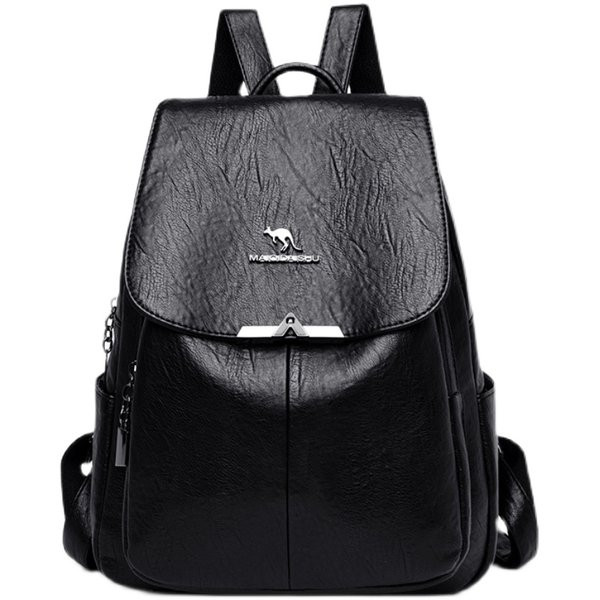 Női bőr hátizsák fém elemmel