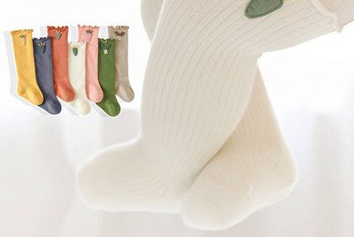 Бебешки дълги чорапи с 3D-елемент