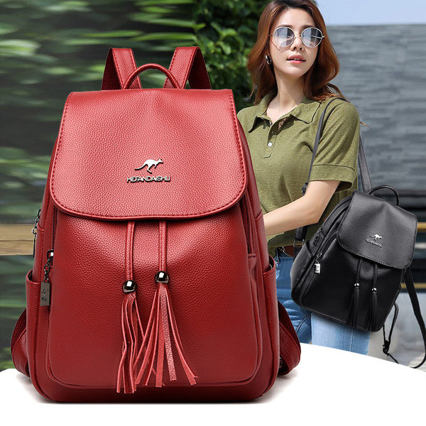 Ženski kožni ruksak s metalnim ukrasom