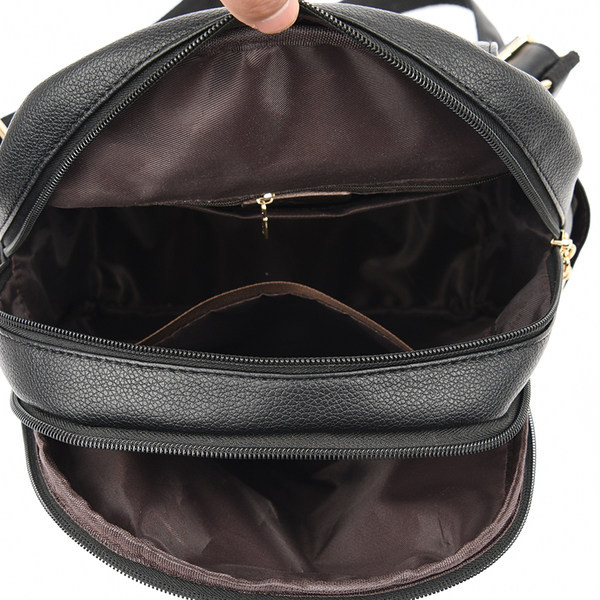 Sieviešu mugursoma ar metāla apdari - trīs krāsas