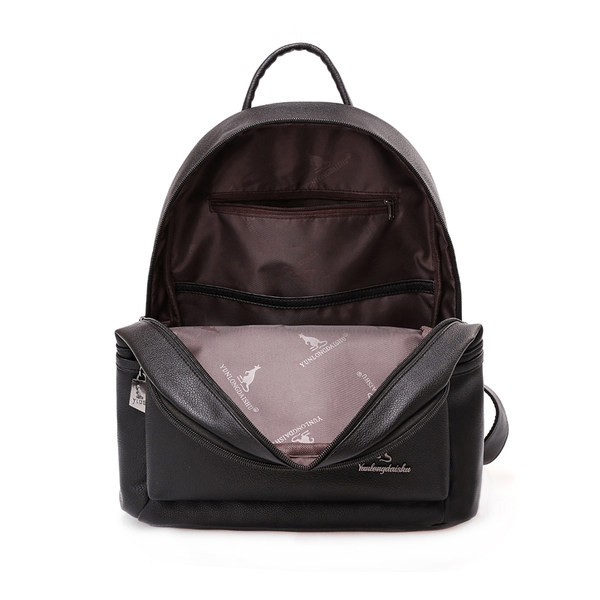 Öko bőrből készült női hátizsák két cipzárral és egy külső zsebbel