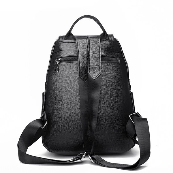 Sieviešu mugursoma ar metāla elementu