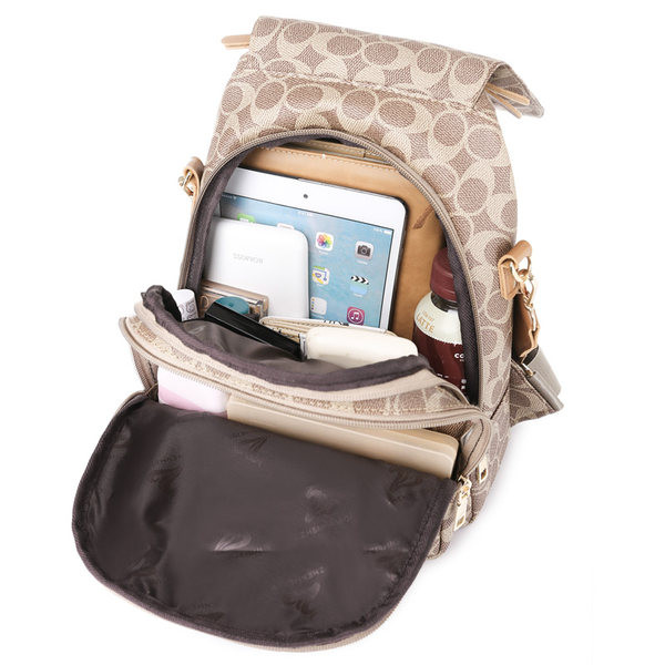 Női alkalmi hátizsák csattal és cipzárral