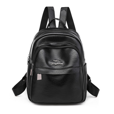 Stílusos női hátizsák műbőrből, fém elemmel