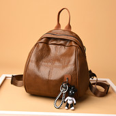 Női öko bőr hátizsák - kulcstartóval