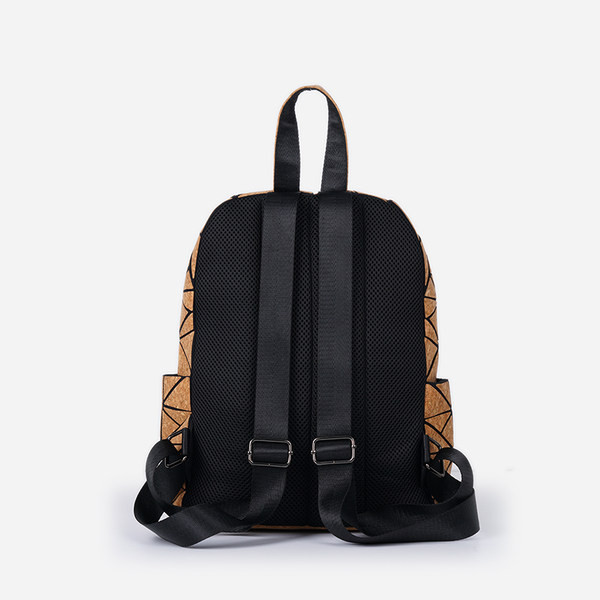 Női napi hátizsák külső zsebbel