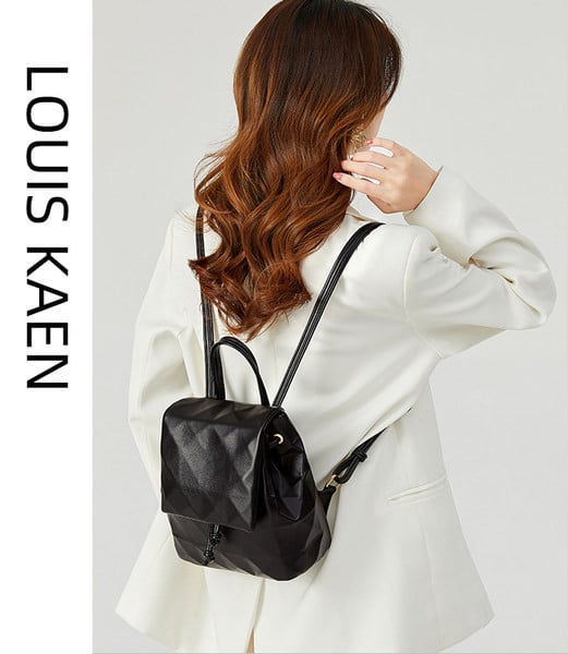 Sieviešu kvadrātveida soma no eko ādas ar mežģīnēm un metāla aizdari