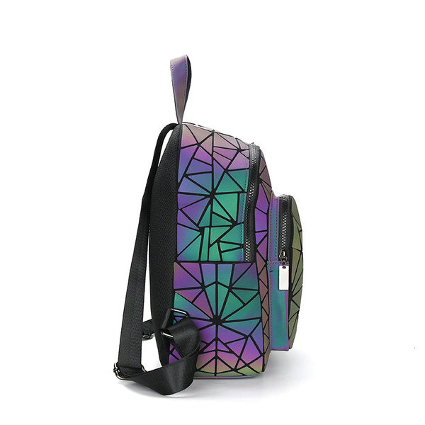 Μοντέρνο γυναικείο σακίδιο πλάτης με ιριδίζοντα χρώματα και μπροστινή τσέπη