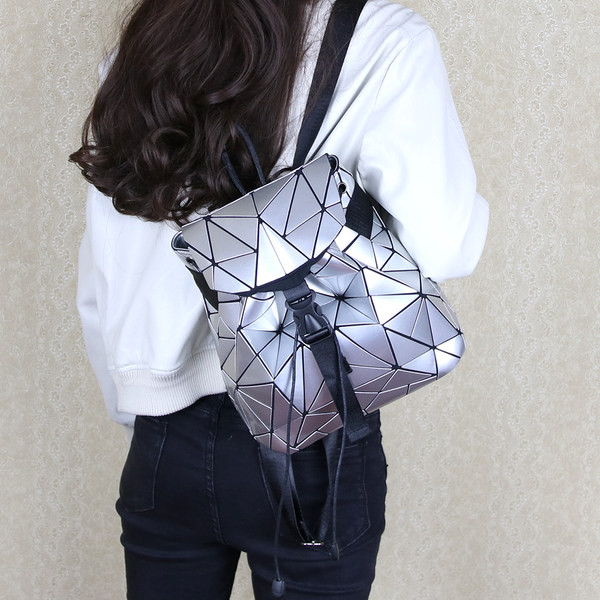 Jauna modeļa sieviešu mugursoma ar šņorēm un plastmasas aizdari