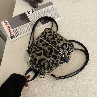 Ikdienas sieviešu mugursoma ar dzīvnieku apdruku