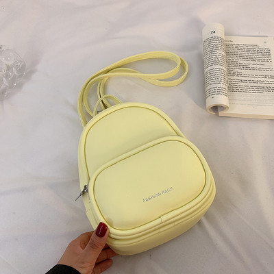 Maza sieviešu ādas mugursoma vairākās krāsās