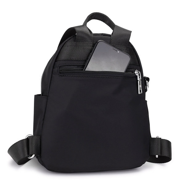 Maza ikdienas mugursoma ar rāvējslēdzēju