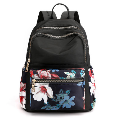 Sieviešu tekstila mugursoma ar ārējo kabatu