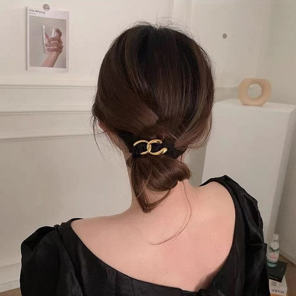 Sieviešu matu gumija divās krāsās