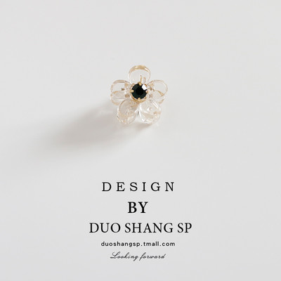 Sieviešu matu sprādze