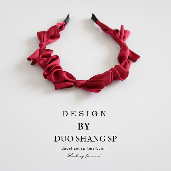 Moderna sieviešu diadēma vairākās krāsās