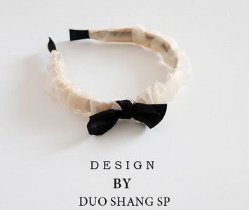 Sieviešu tiāra ar lenti