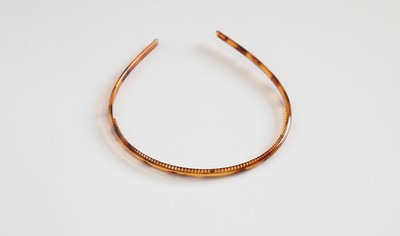 Sieviešu tiāra ar leoparda rakstu