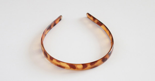 Sieviešu tiāra ar leoparda rakstu