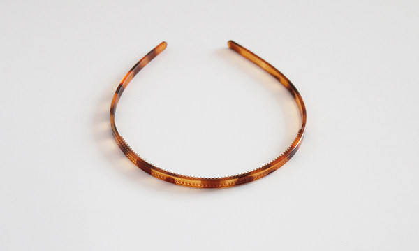 Sieviešu tiāra ar leoparda rakstu