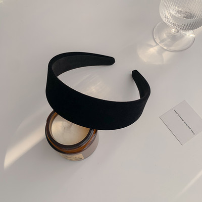 Sieviešu diadēma un matu gumija