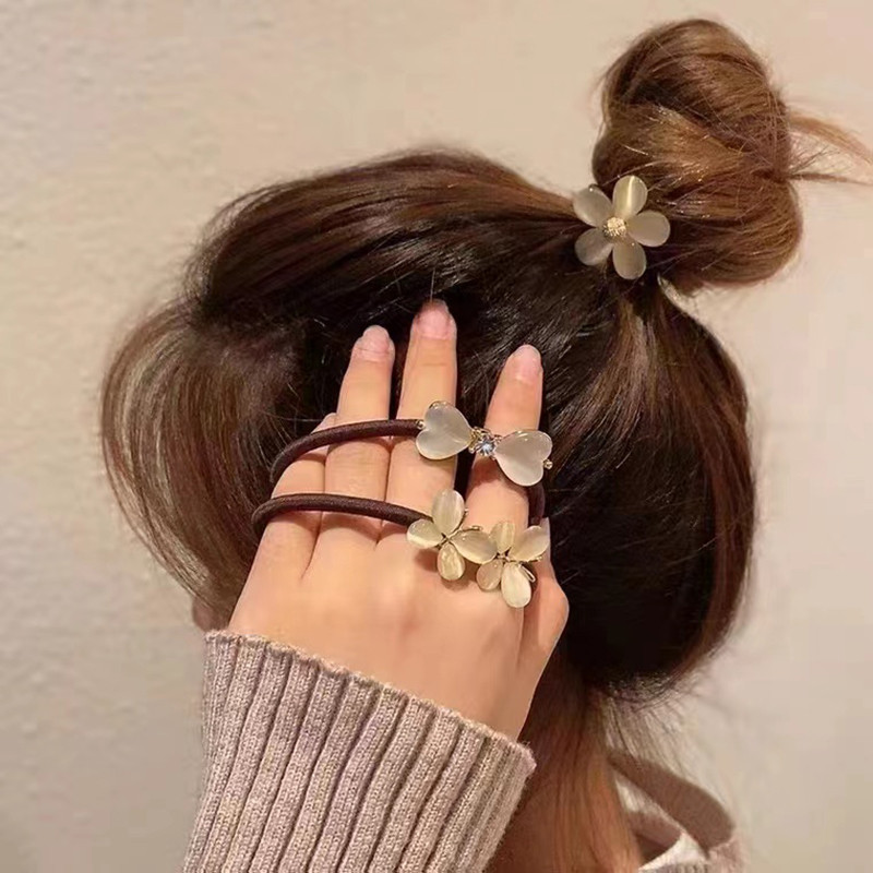 Sieviešu matu gumija ar 3D apdari