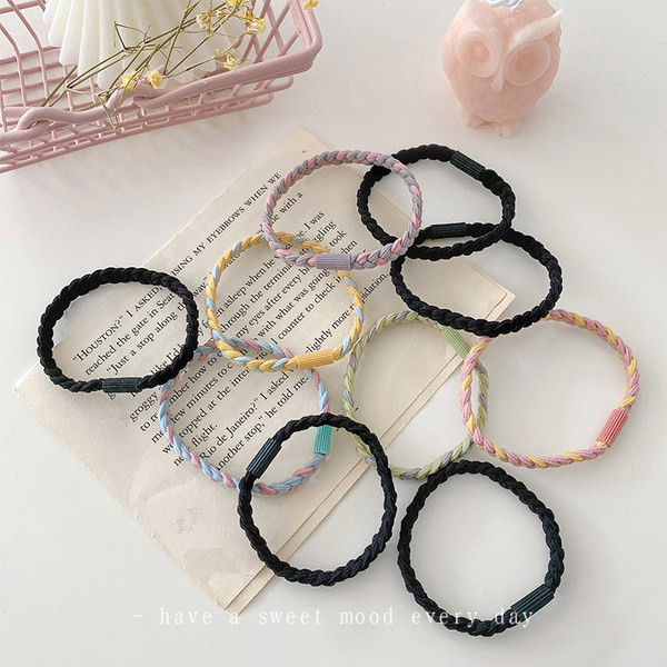 Ежедневен дамски ластик 