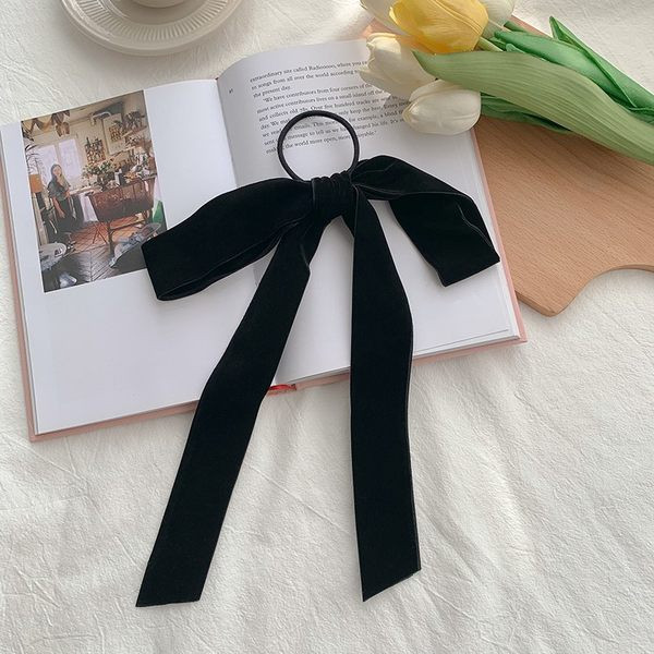 Дамски елегантен ластик с панделка