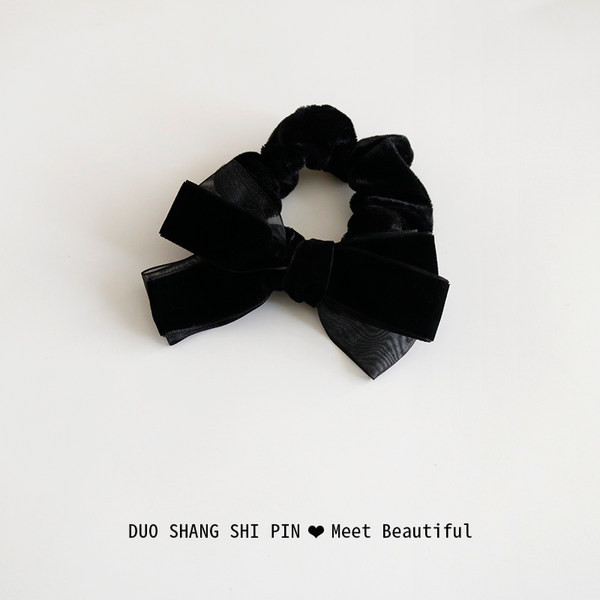 Дамски ластик и щипка за коса с панделка