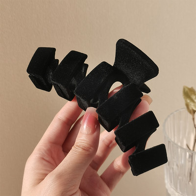 Дамска ежедневна щипка за коса от еко велур