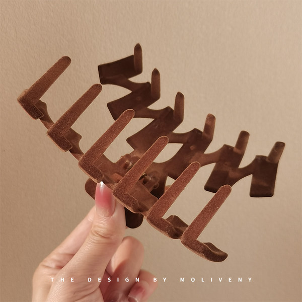 Дамска ежедневна щипка за коса от еко велур