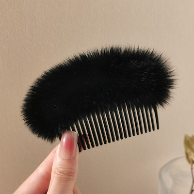 Пухена дамска фиба за коса