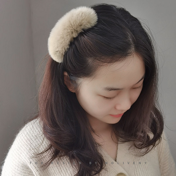 Пухена дамска фиба за коса 