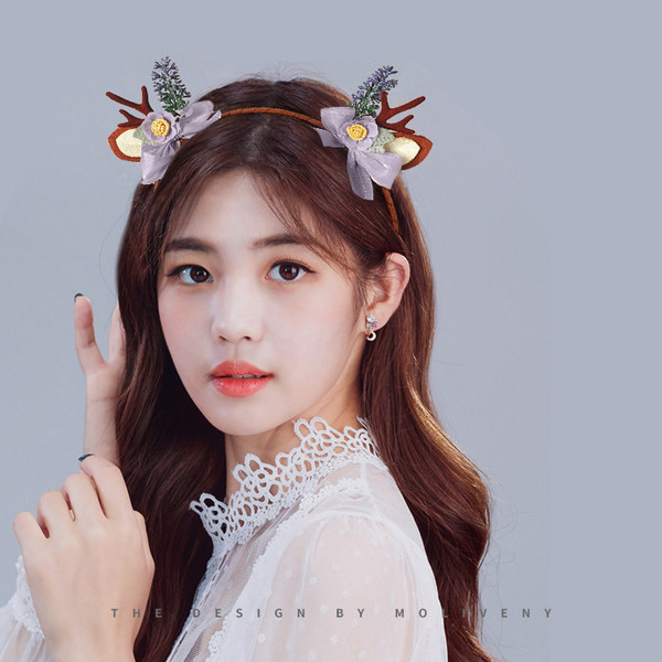 Дамска диадема и щипка с уши