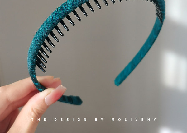 Дамска диадема за коса 