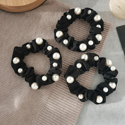 Дамски ластик за коса с декоративни перли