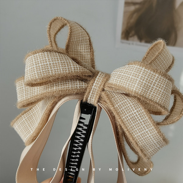 Модерна дамска щипка за коса с панделка