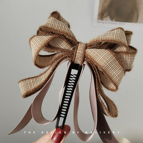 Модерна дамска щипка за коса с панделка